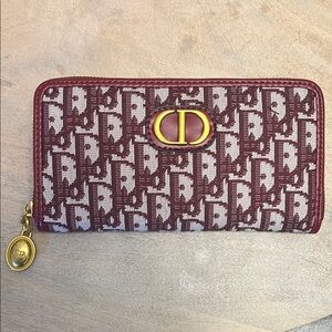 Burgundy and gold zippy wallet